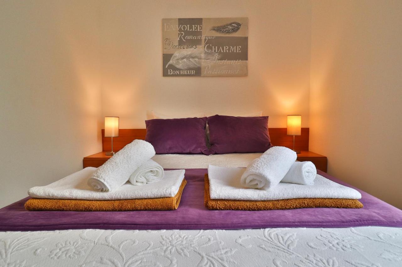 Janela Mar Golden Apartment *