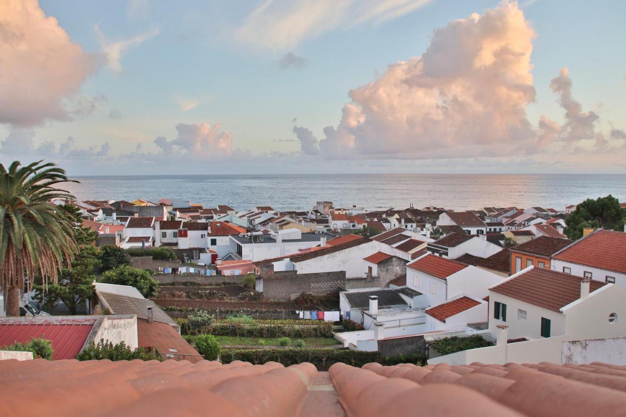 Janela Mar Golden Apartment *