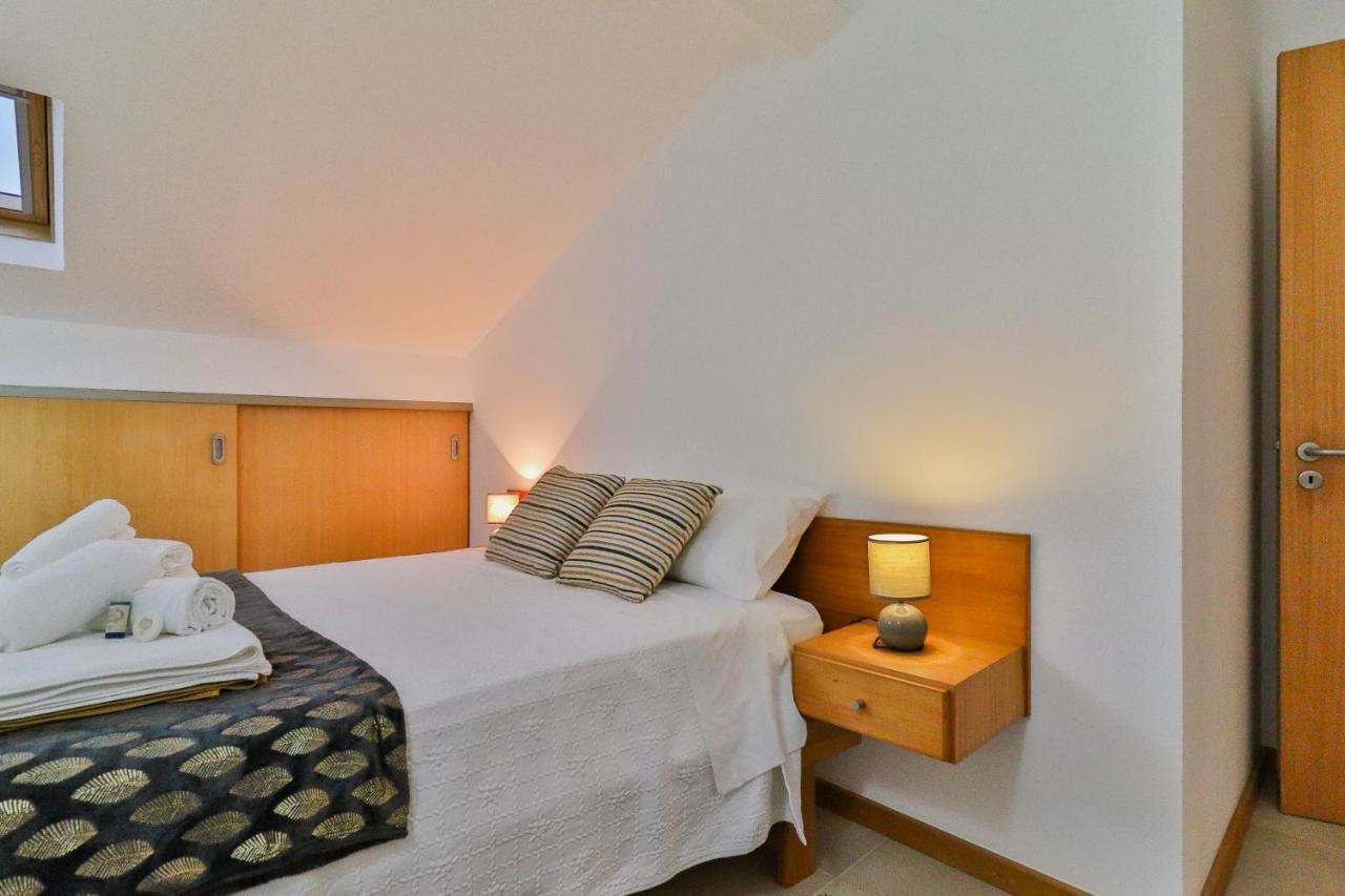 Janela Mar Golden Apartment *
