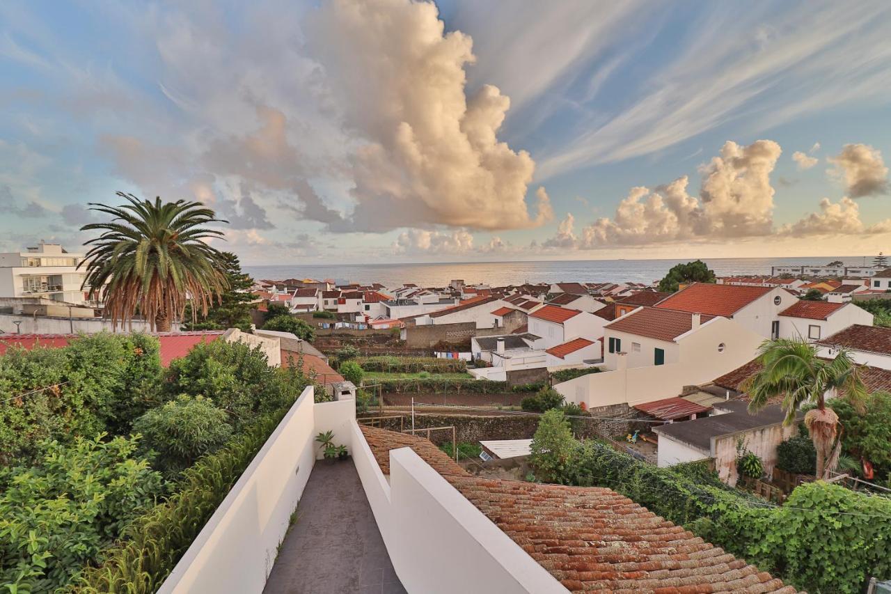 Janela Mar Golden Apartment *